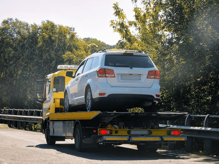 Serviço de guincho 24 horas confiável no ABC: saiba onde encontrar